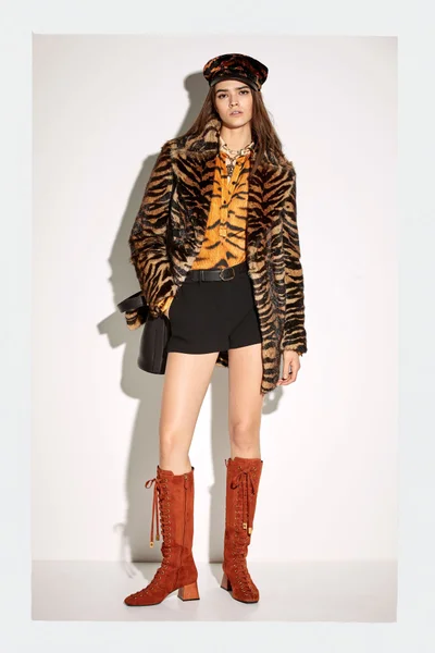 Look 5